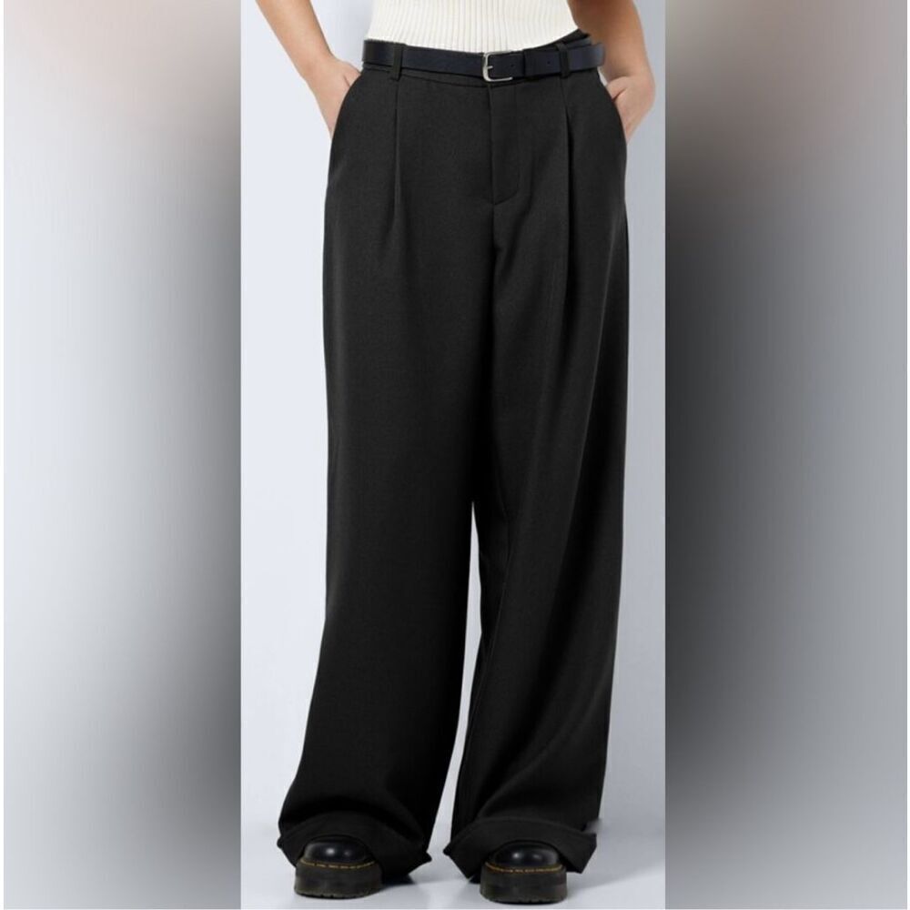 LAVENDER J x BOUTIQUE | Black Slacks Pleated Wide Leg Y2K Trousers | Size XL